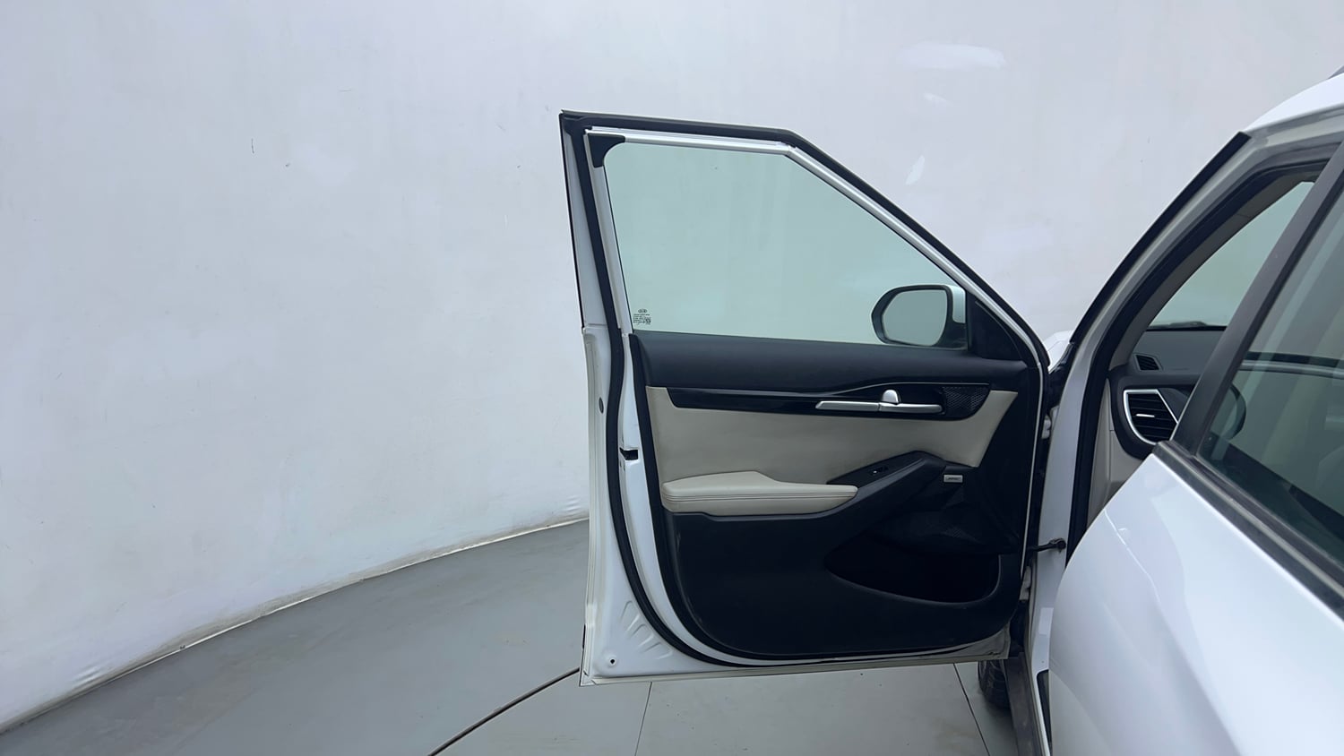 Used 2020 kia Seltos GTX Plus DCT 1.4 Petrol Automatic interior LEFT FRONT DOOR OPEN VIEW