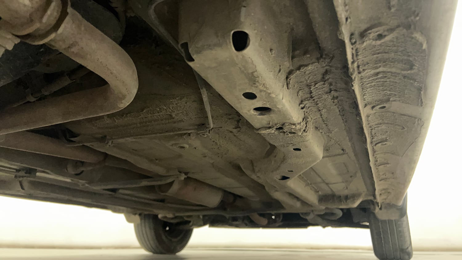Used 2018 Tata Tigor Revotron XT Petrol Manual extra REAR RIGHT UNDERBODY VIEW