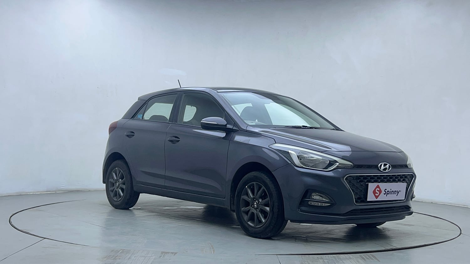 Used 2019 Hyundai Elite i20 Sportz Plus 1.2 Petrol Manual exterior RIGHT FRONT CORNER VIEW