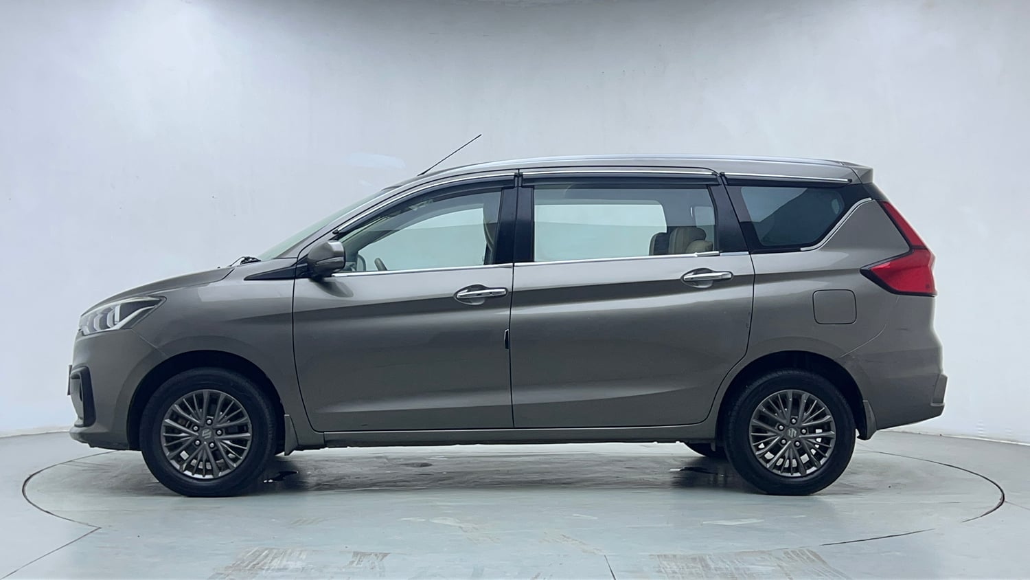 Used 2021 Maruti Suzuki New Ertiga ZXi AT Petrol Automatic exterior LEFT SIDE VIEW