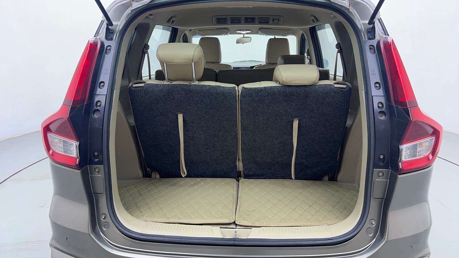 Used 2021 Maruti Suzuki New Ertiga ZXi AT Petrol Automatic interior DICKY INSIDE VIEW