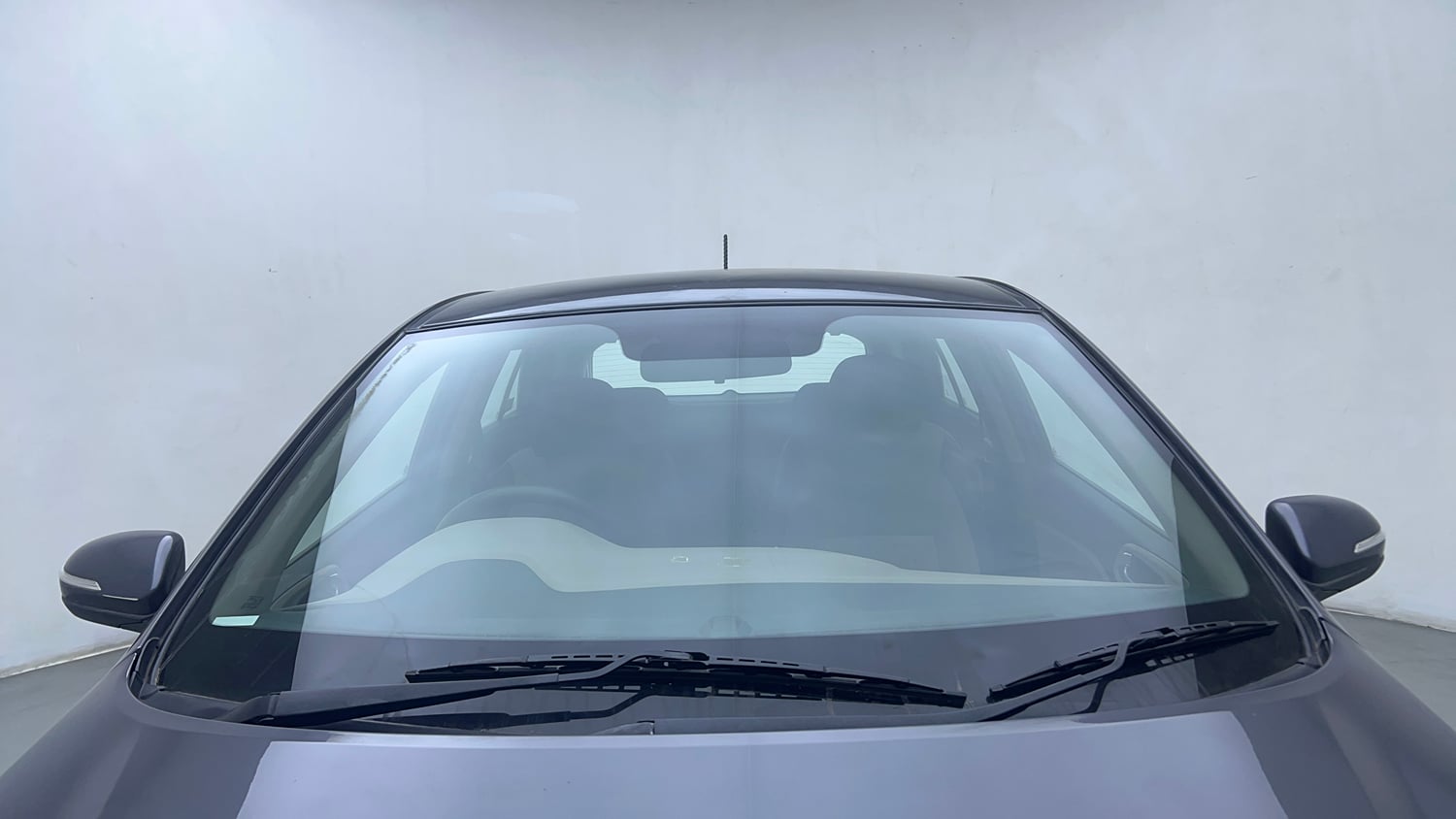 Used 2019 Hyundai Elite i20 Sportz Plus 1.2 Petrol Manual exterior FRONT WINDSHIELD VIEW
