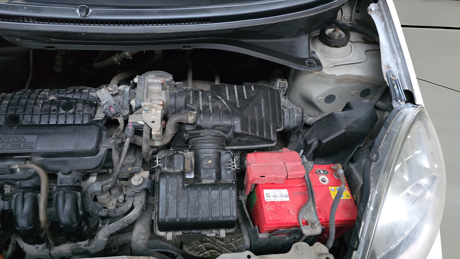 Used 2016 Honda Amaze 1.2 S i-VTEC Petrol Manual engine ENGINE LEFT SIDE VIEW