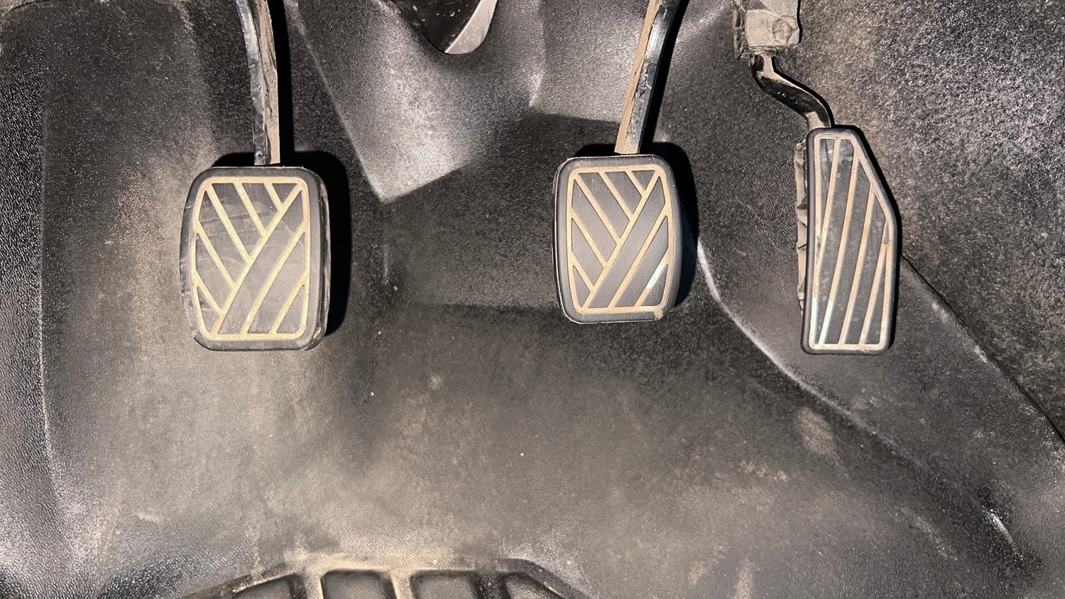 Used 2023 Maruti Suzuki Ignis Zeta 1.2 MT Petrol Manual interior PEDALS VIEW