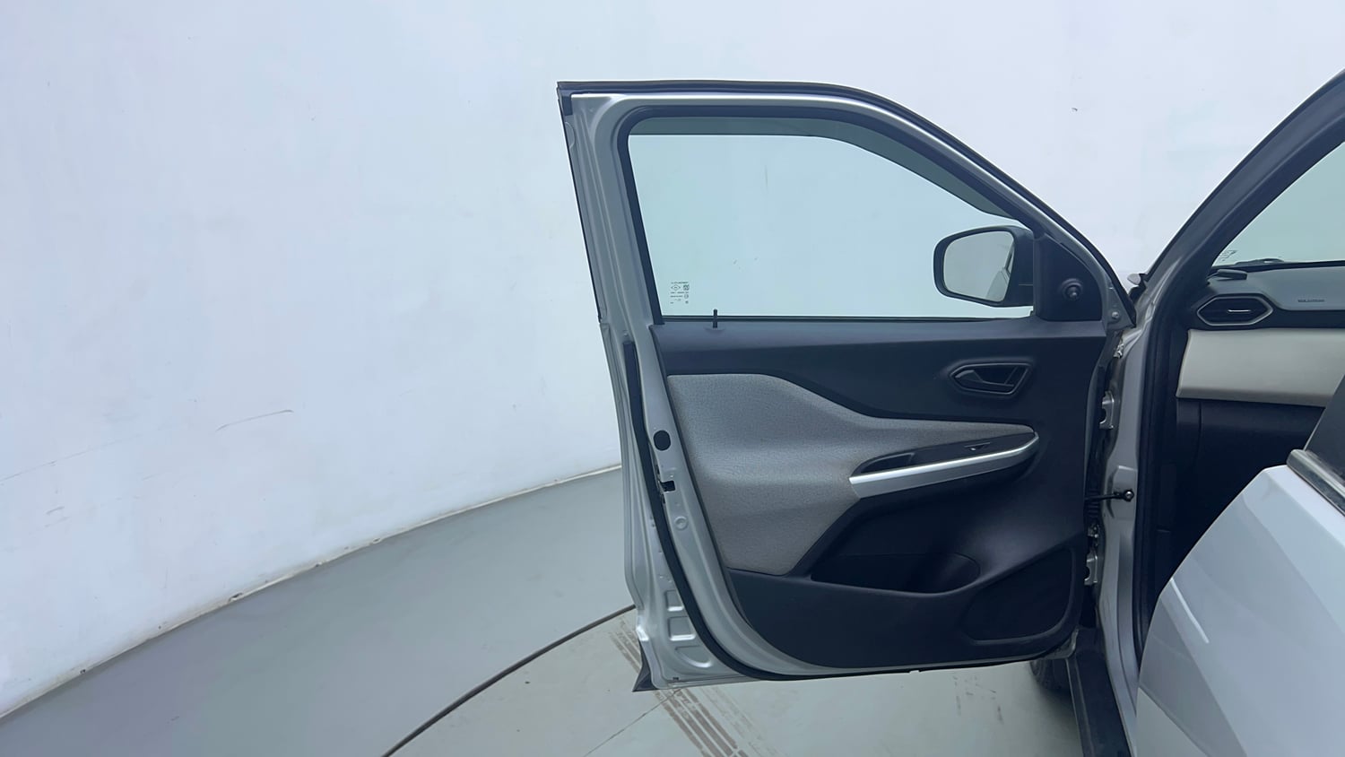 Used 2023 Nissan Magnite XE Petrol Manual interior LEFT FRONT DOOR OPEN VIEW