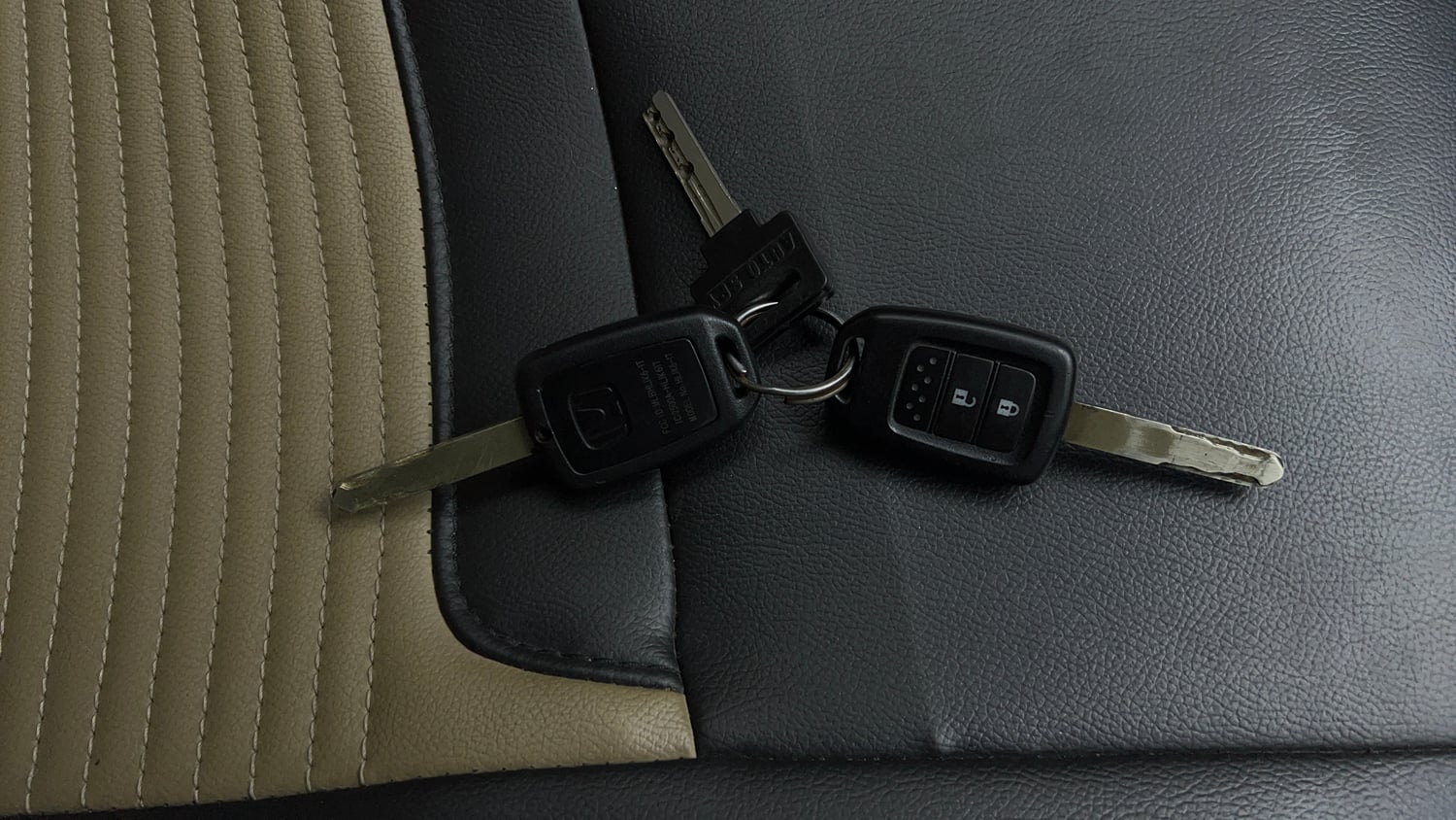 Used 2016 Honda Jazz V Petrol Petrol Manual extra CAR KEY VIEW