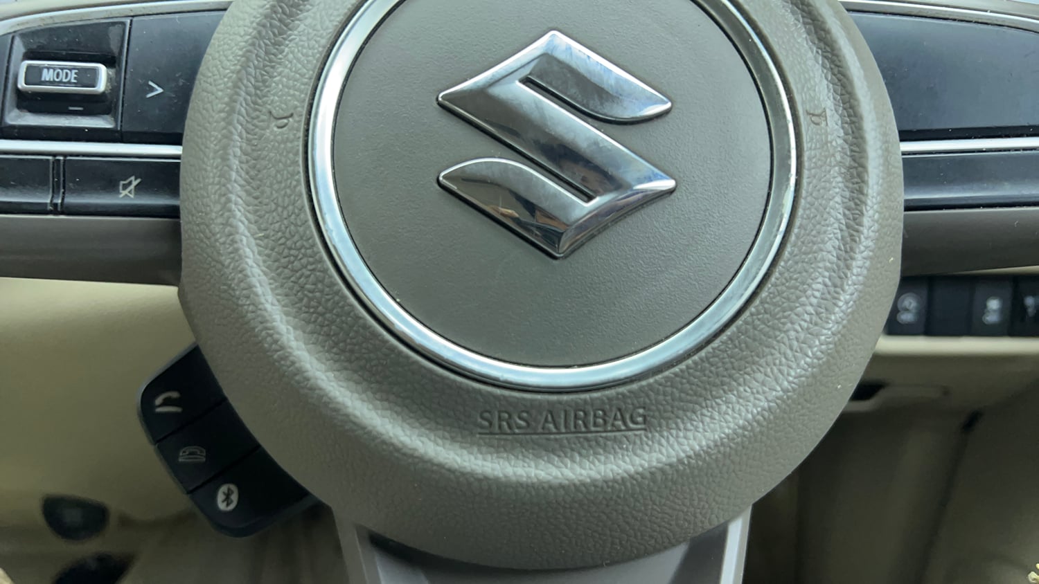Used 2021 Maruti Suzuki New Ertiga ZXi AT Petrol Automatic top_features Airbags
