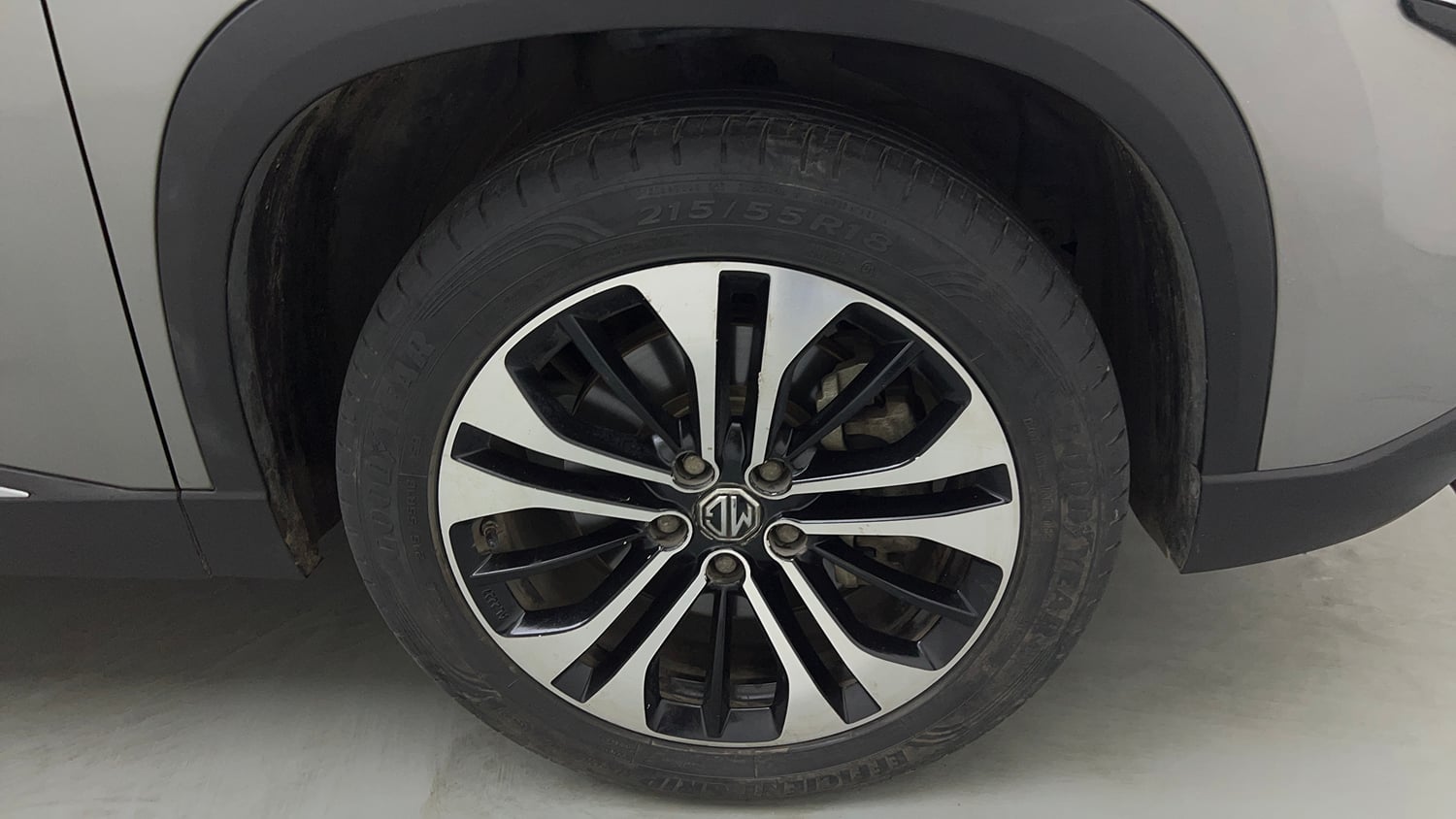 Used 2021 MG Motors Hector Sharp 1.5 Petrol Turbo DCT Petrol Automatic tyres RIGHT FRONT TYRE RIM VIEW