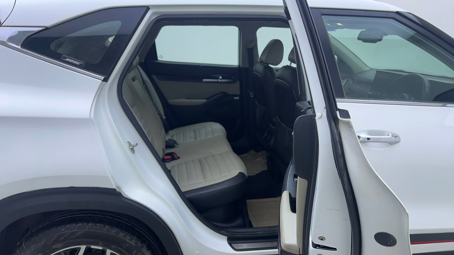 Used 2020 kia Seltos GTX Plus DCT 1.4 Petrol Automatic interior RIGHT SIDE REAR DOOR CABIN VIEW