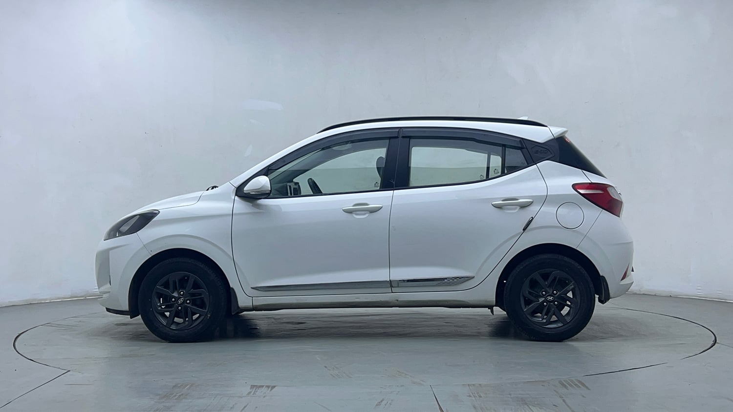 Used 2021 Hyundai Grand i10 Nios Sportz 1.2 Kappa VTVT CNG Cng Manual exterior LEFT SIDE VIEW