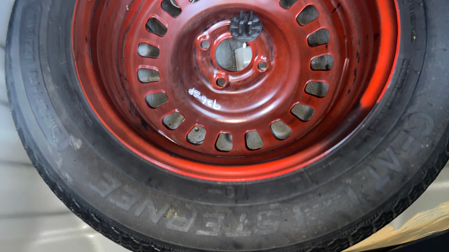 Used 2023 Nissan Magnite XE Petrol Manual tyres SPARE TYRE VIEW