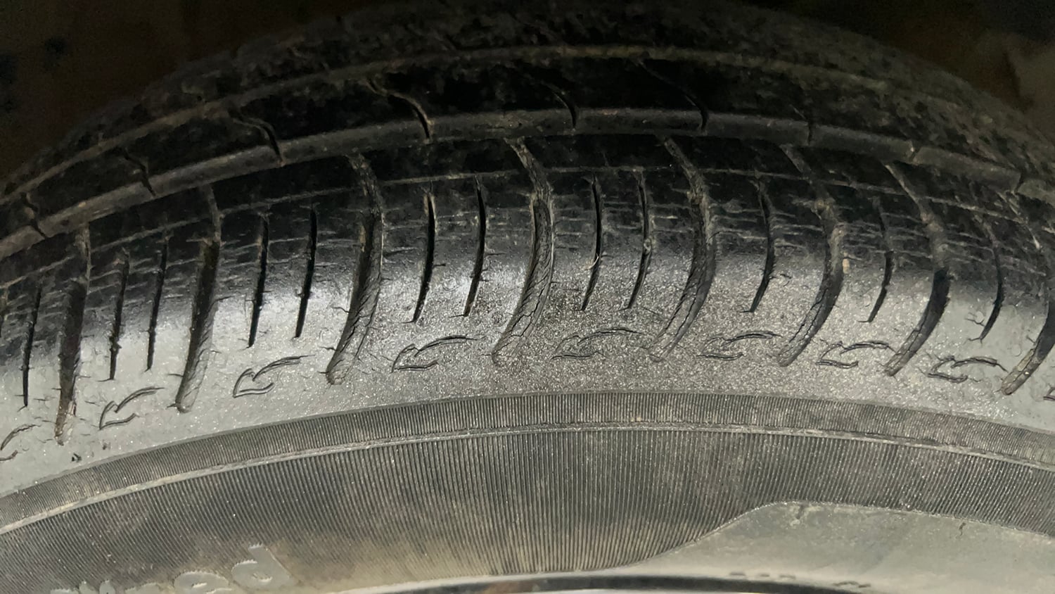 Used 2020 Maruti Suzuki Baleno Delta Petrol Manual tyres RIGHT FRONT TYRE TREAD VIEW