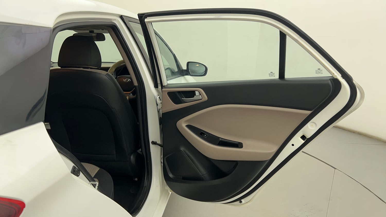 Used 2019 Hyundai Elite i20 Sportz Plus 1.2 CVT Petrol Automatic interior RIGHT REAR DOOR OPEN VIEW