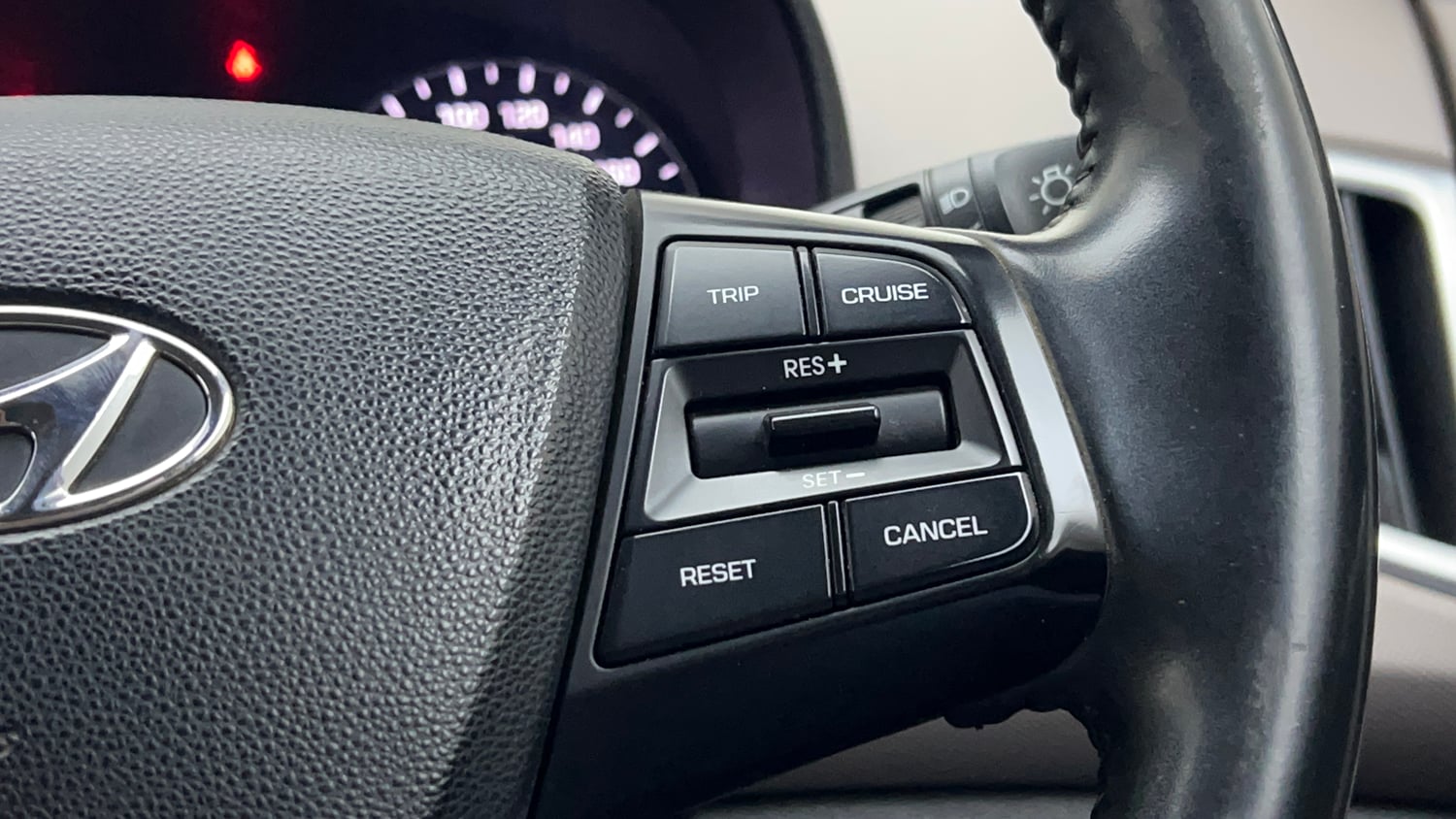 Used 2019 Hyundai Creta SX 1.6 CRDi Diesel Manual top_features Cruise control