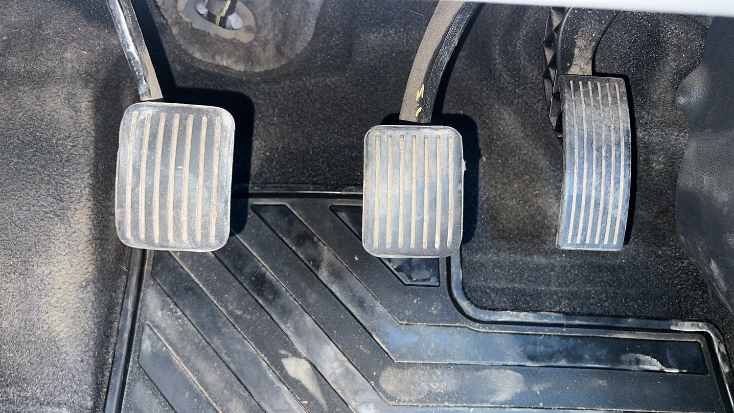 Used 2021 Hyundai Grand i10 Nios Magna 1.2 Kappa VTVT Petrol Manual interior PEDALS VIEW
