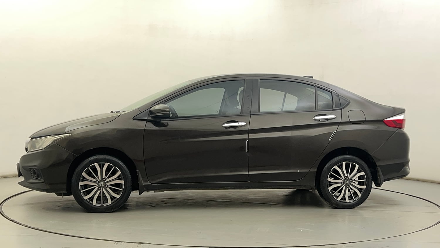 Used 2019 Honda City VX Petrol Petrol Manual exterior LEFT SIDE VIEW