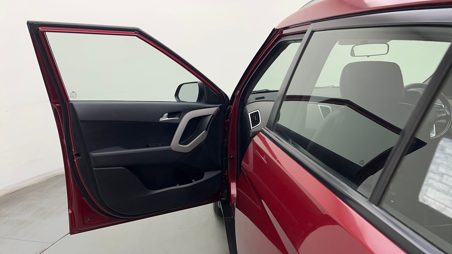 Used 2019 Hyundai Creta SX 1.6 CRDi Diesel Manual interior LEFT FRONT DOOR OPEN VIEW