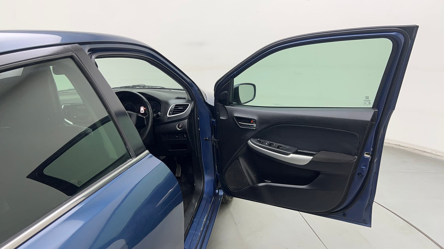 Used 2016 Maruti Suzuki Baleno Zeta 1.2 Petrol Manual interior RIGHT FRONT DOOR OPEN VIEW