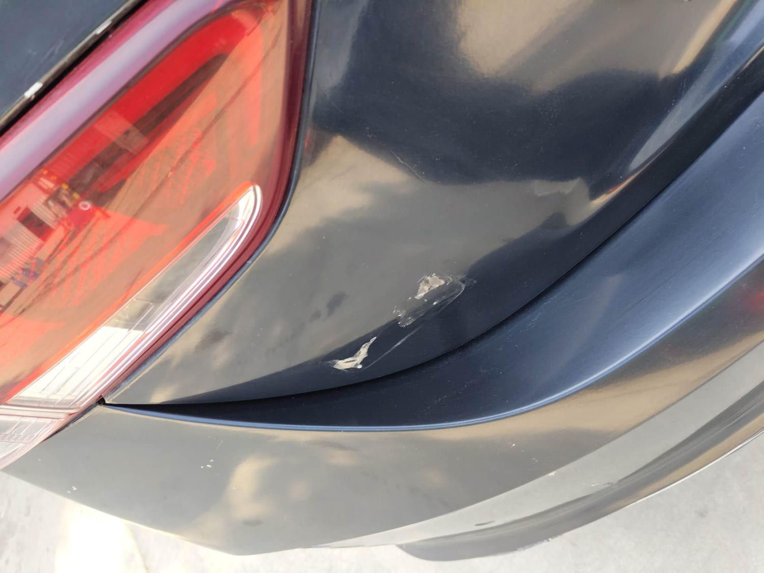 Used 2021 Hyundai Verna SX (O) 1.0 Turbo DCT Petrol Automatic dents MINOR SCRATCH
