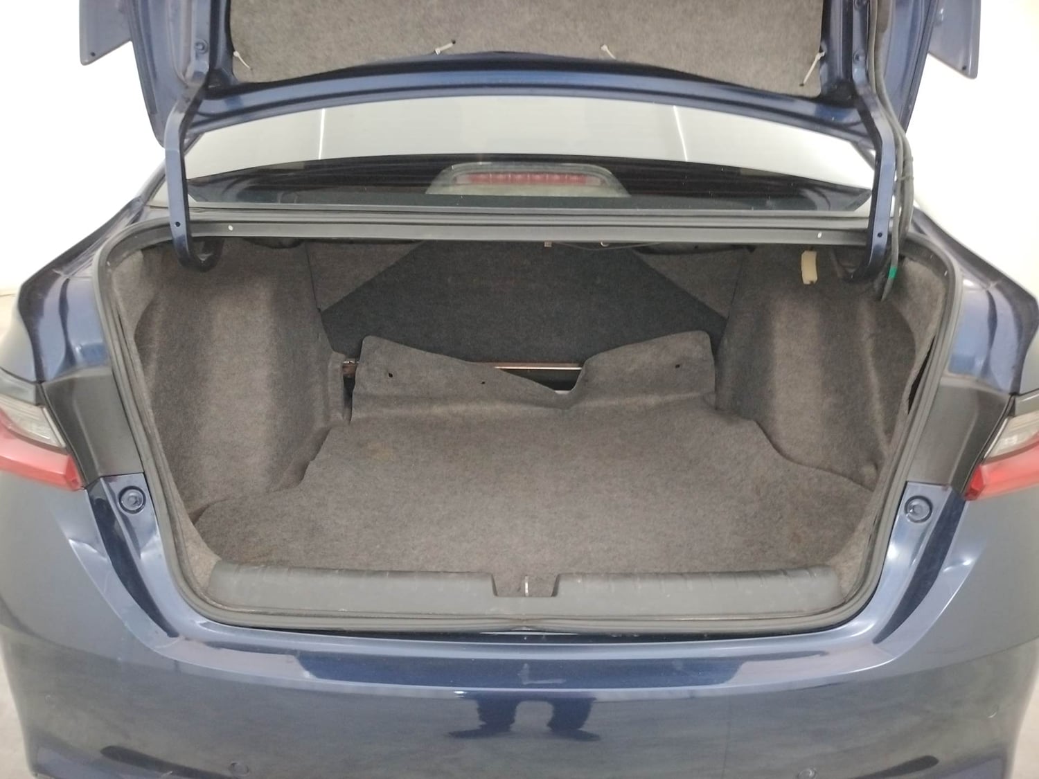 Used 2023 Honda City ZX Petrol CVT Petrol Automatic interior DICKY INSIDE VIEW