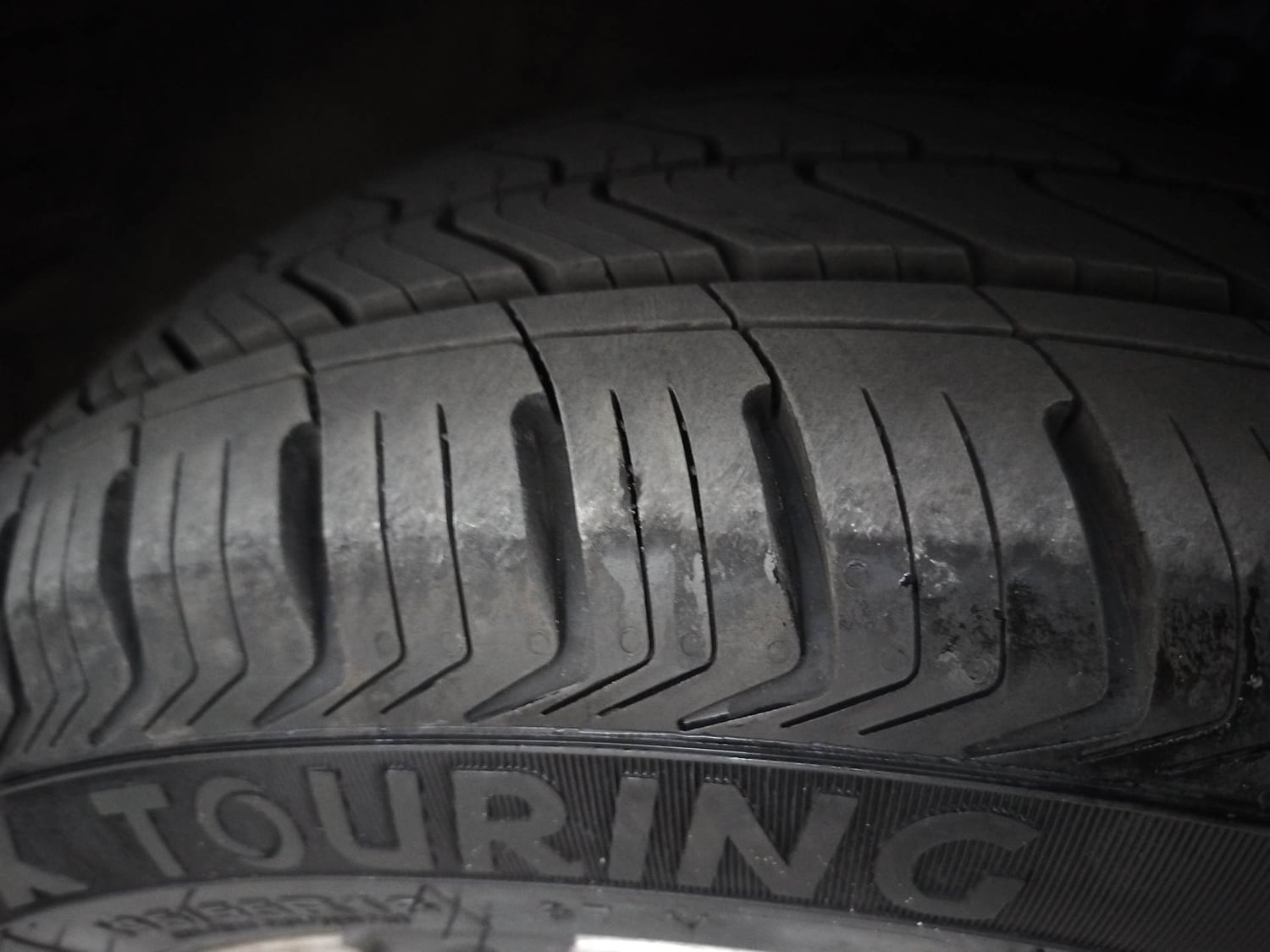 Used 2023 Honda City ZX Petrol CVT Petrol Automatic tyres RIGHT FRONT TYRE TREAD VIEW