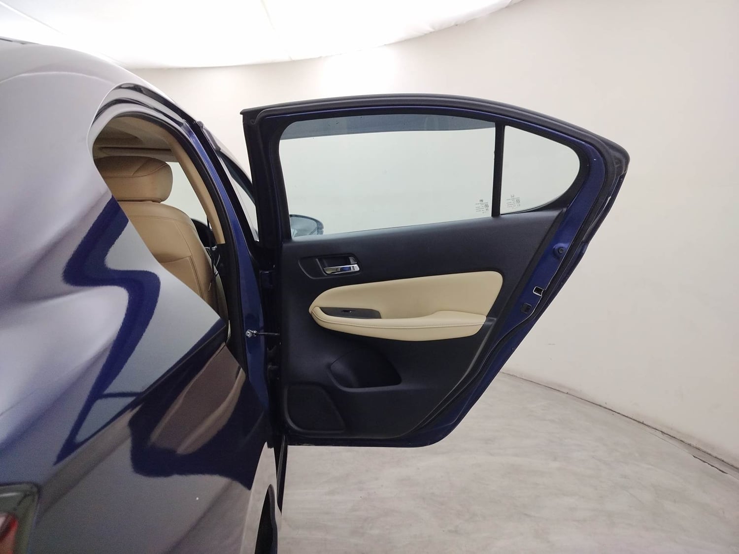 Used 2023 Honda City ZX Petrol CVT Petrol Automatic interior RIGHT REAR DOOR OPEN VIEW