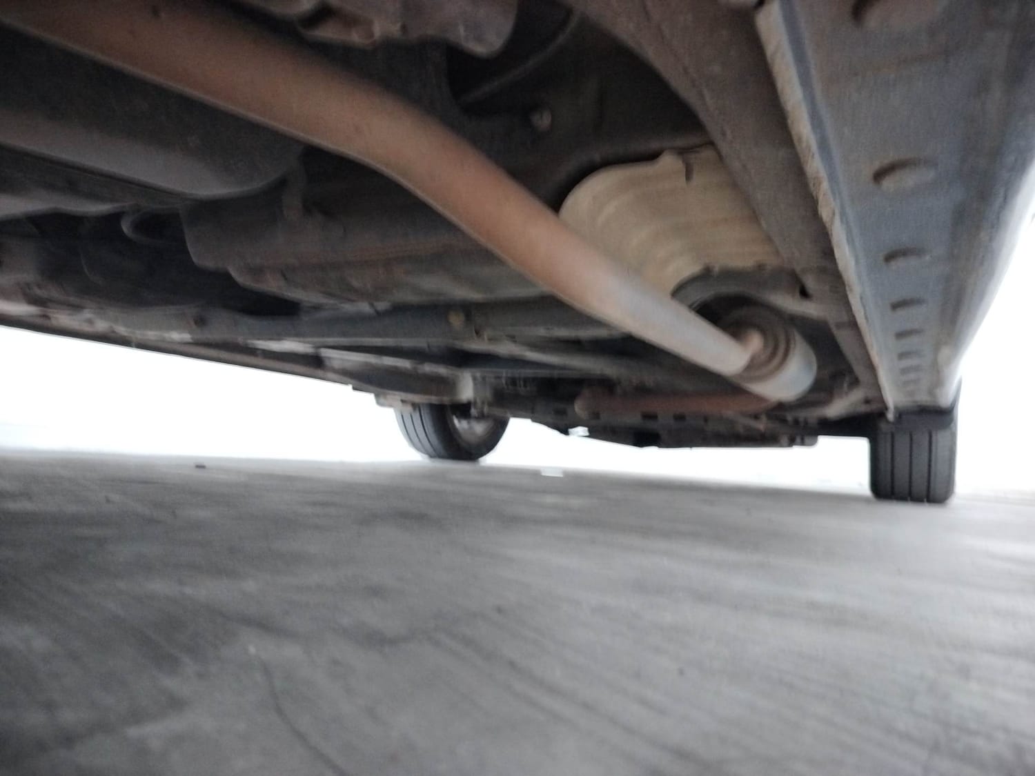 Used 2023 Honda City ZX Petrol CVT Petrol Automatic extra REAR RIGHT UNDERBODY VIEW