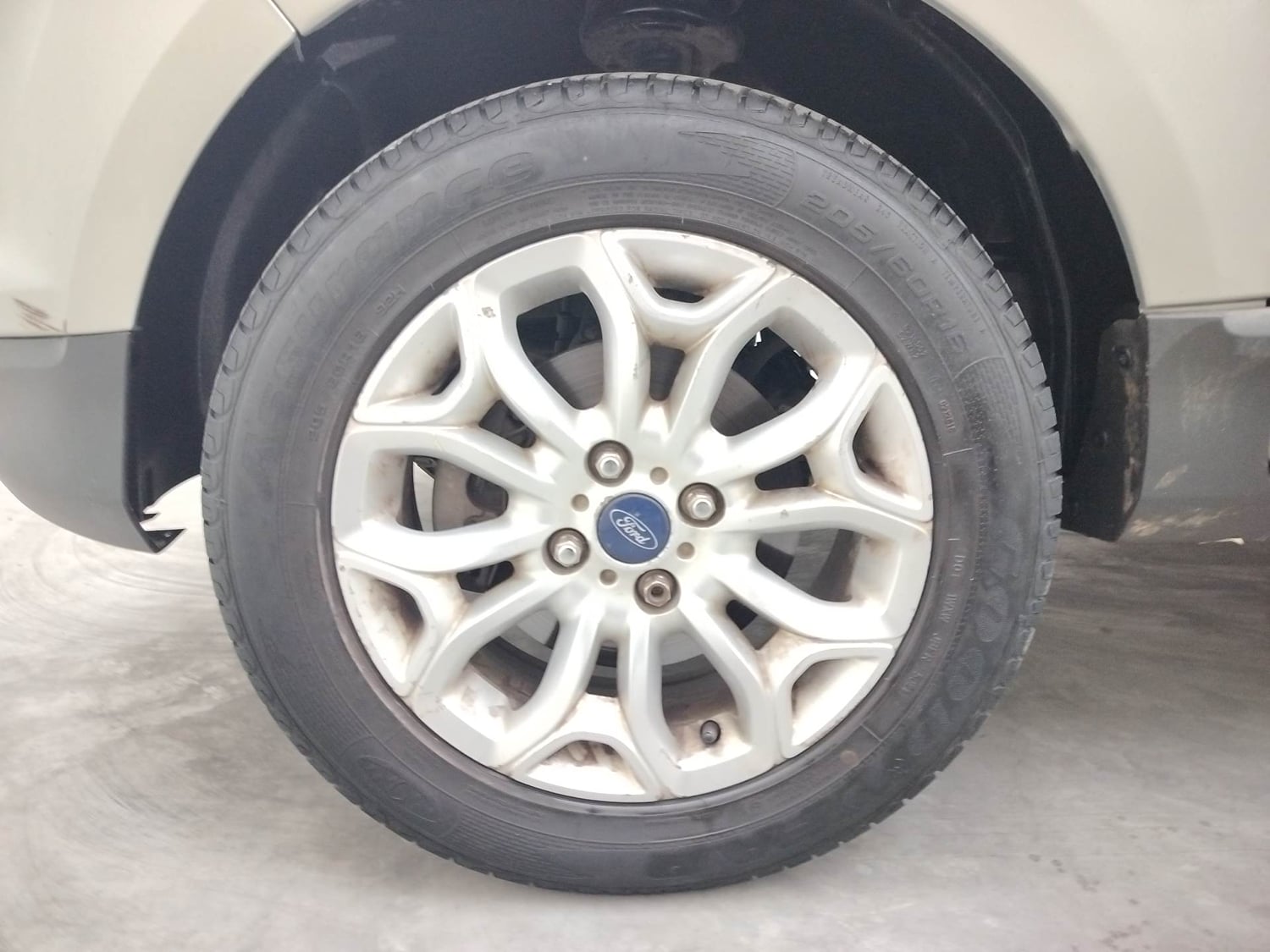 Used 2013 Ford EcoSport Titanium 1.0 Ecoboost (Opt) Petrol Manual tyres LEFT FRONT TYRE RIM VIEW