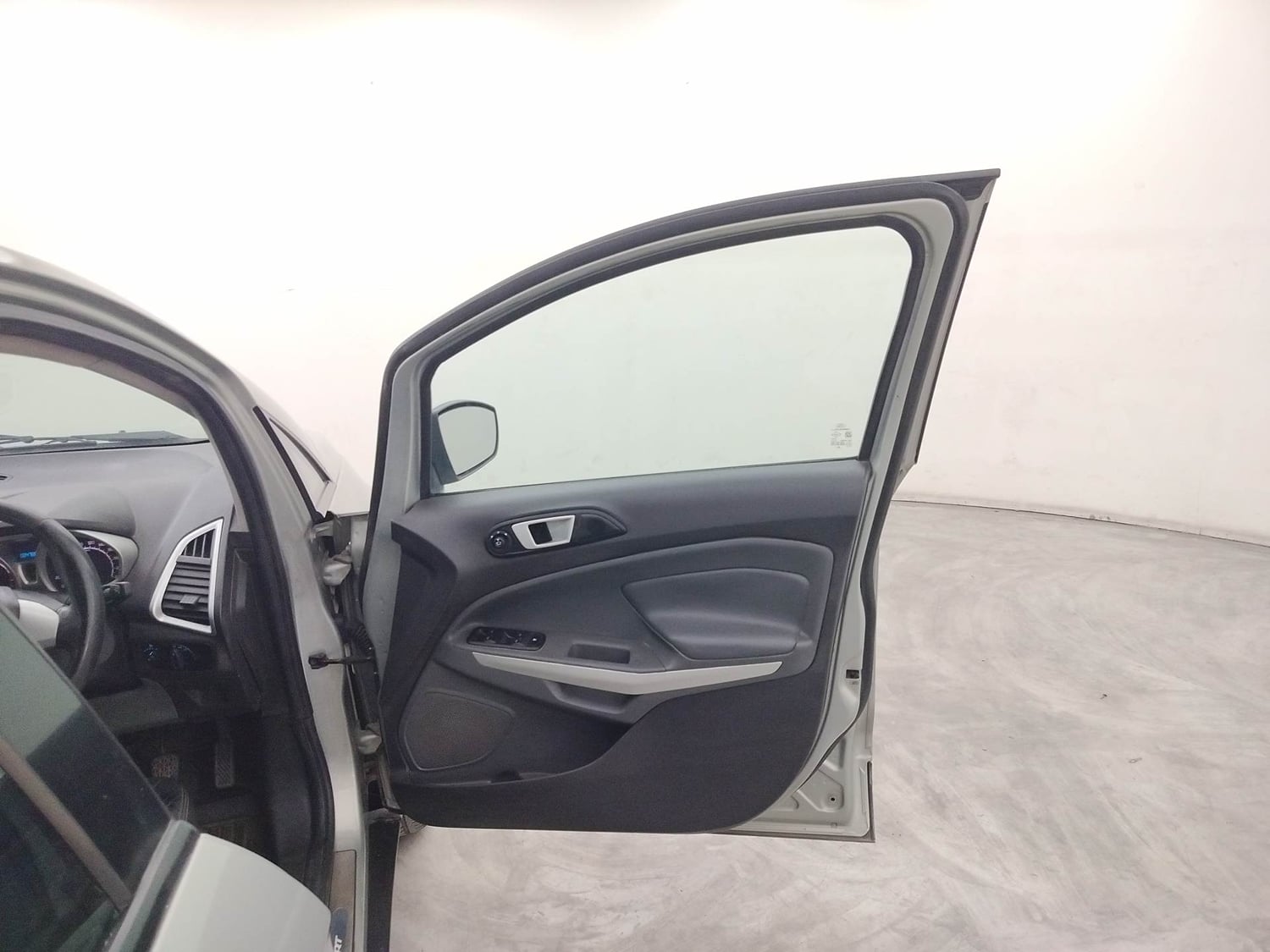 Used 2013 Ford EcoSport Titanium 1.0 Ecoboost (Opt) Petrol Manual interior RIGHT FRONT DOOR OPEN VIEW