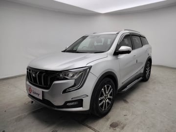 Used 2023 Mahindra XUV700 AX 7 Luxury Pack Petrol AT 7 STR Petrol Automatic Image