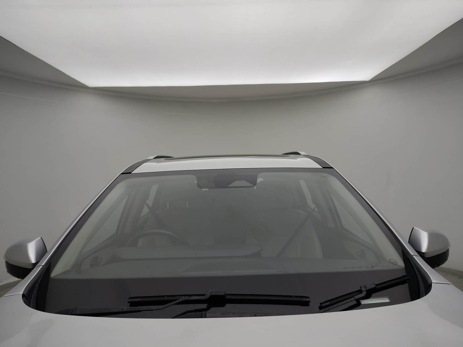 Used 2023 Mahindra XUV700 AX 7 Luxury Pack Petrol AT 7 STR Petrol Automatic exterior FRONT WINDSHIELD VIEW