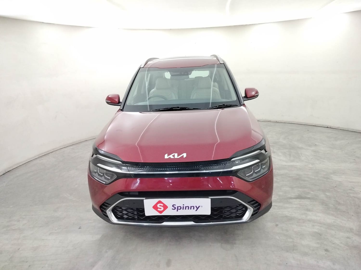 Used 2022 Kia Carens Luxury Plus 1.5 Diesel AT 6 STR Diesel Automatic exterior FRONT VIEW