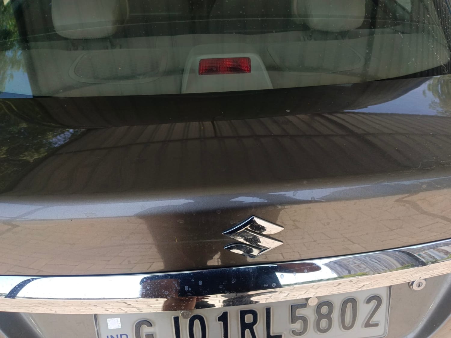 Used 2015 Maruti Suzuki Swift Dzire VXI Petrol Manual dents MINOR SCRATCH