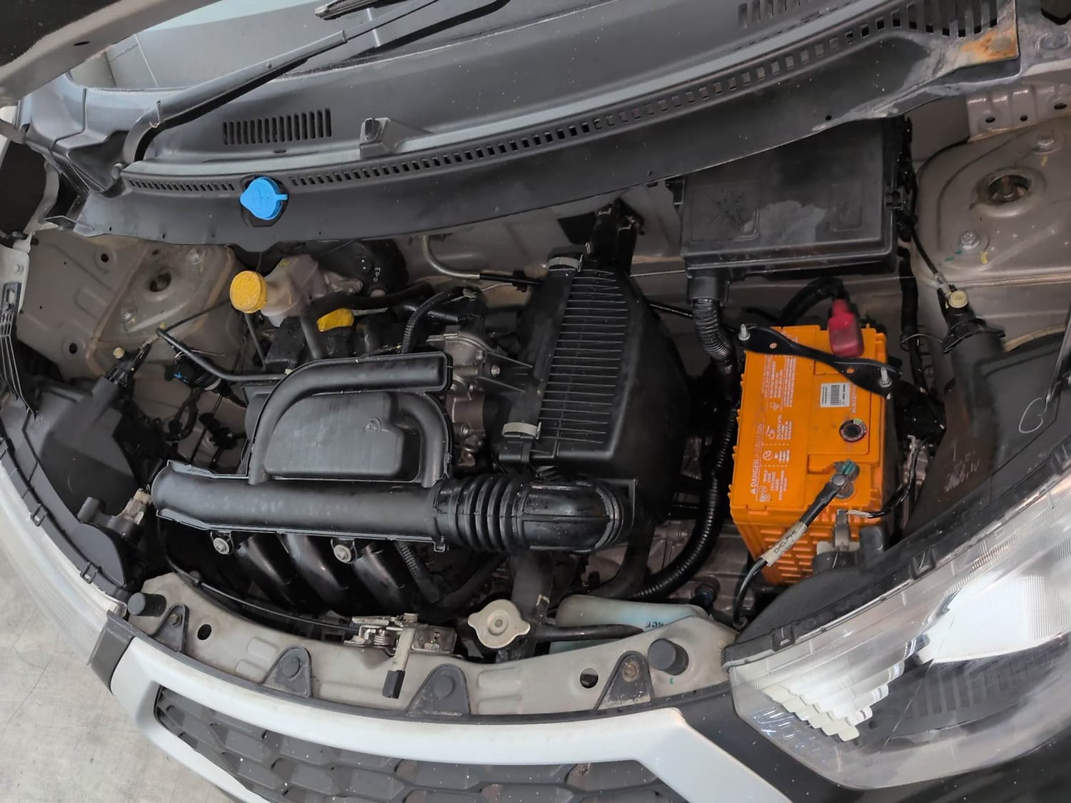 Used 2018 Datsun Redi-GO D Petrol Manual engine ENGINE LEFT SIDE VIEW