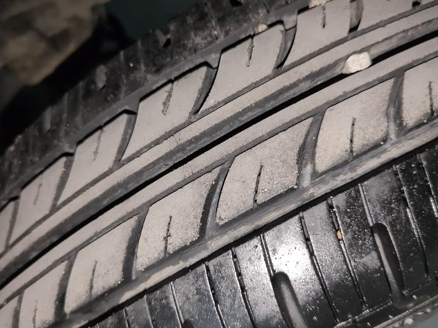 Used 2018 Datsun Redi-GO D Petrol Manual tyres LEFT REAR TYRE TREAD VIEW