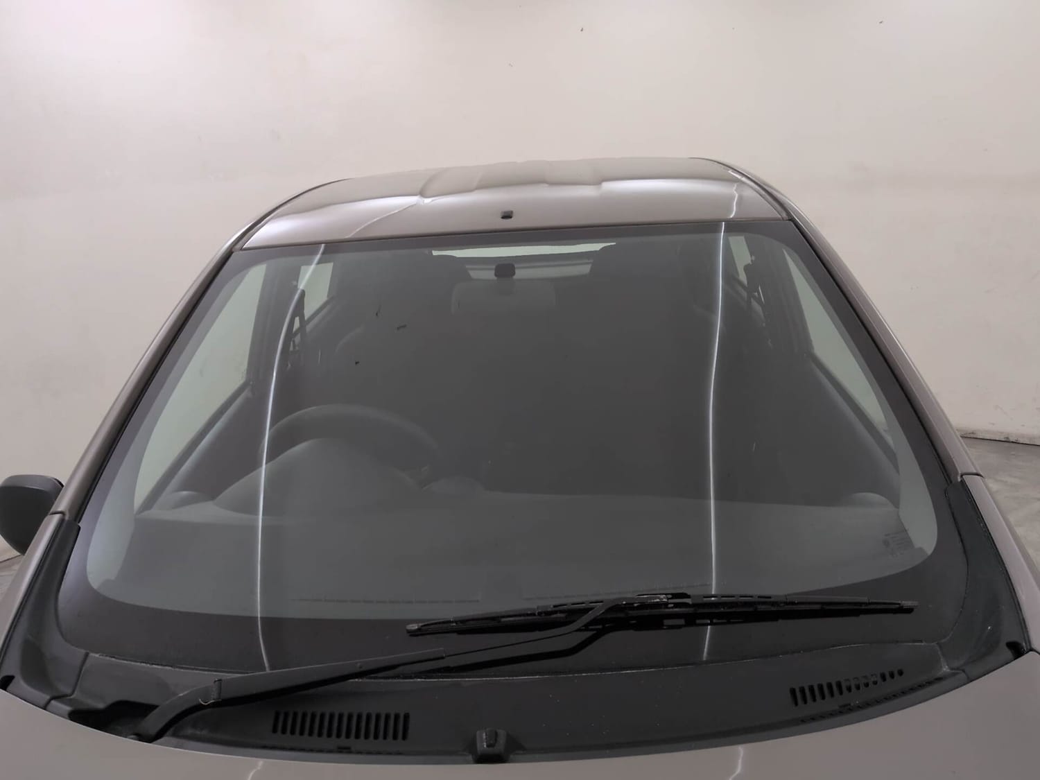 Used 2018 Datsun Redi-GO D Petrol Manual exterior FRONT WINDSHIELD VIEW