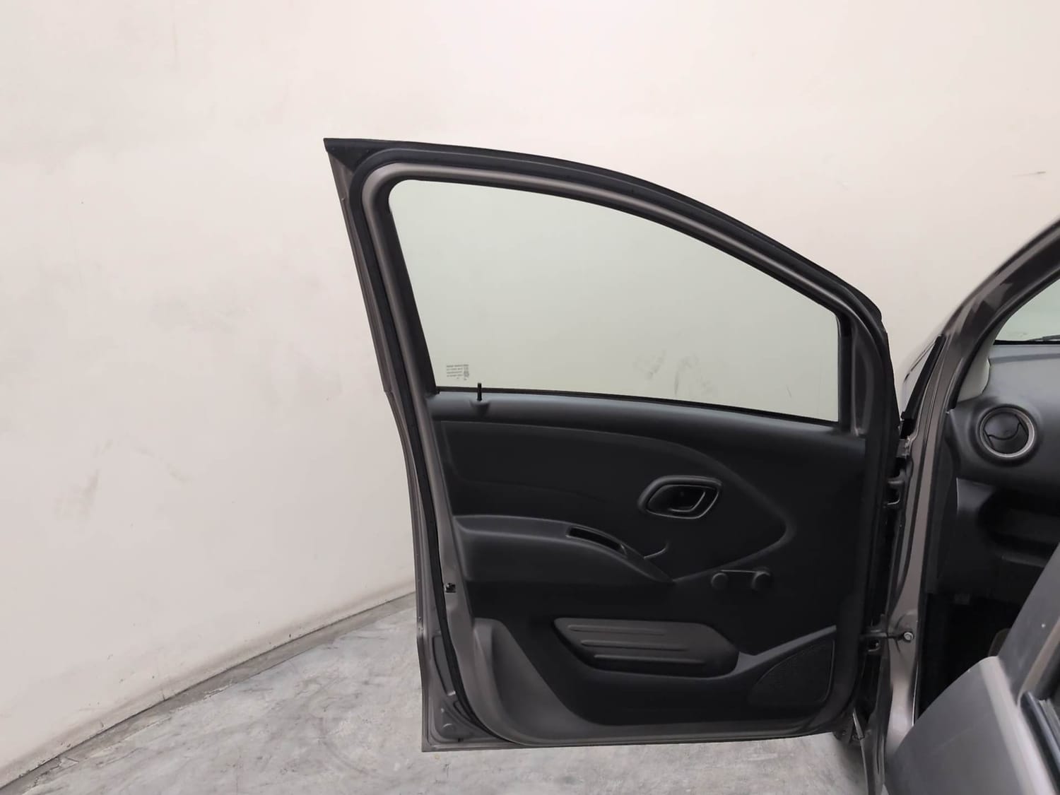 Used 2018 Datsun Redi-GO D Petrol Manual interior LEFT FRONT DOOR OPEN VIEW