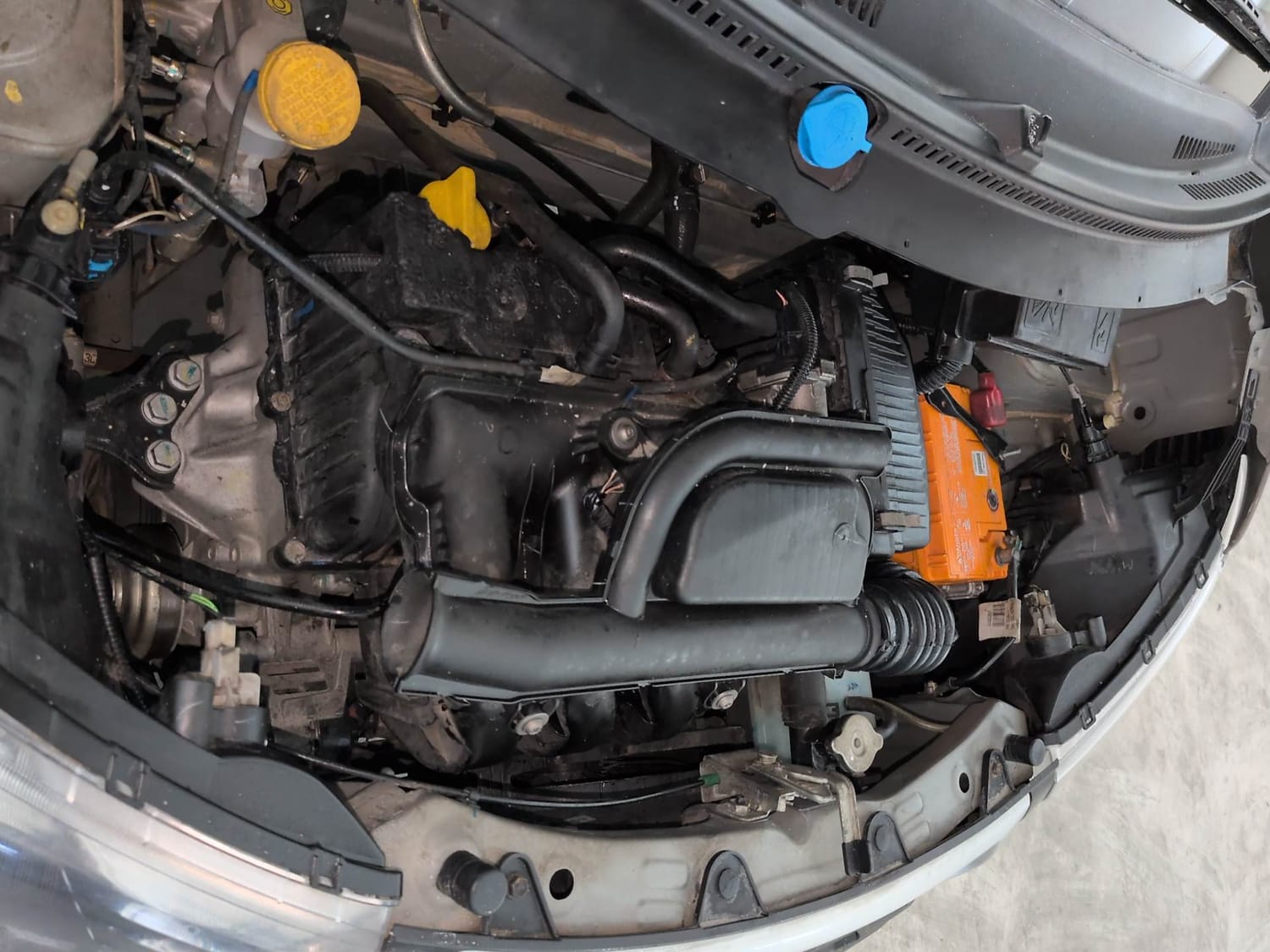 Used 2018 Datsun Redi-GO D Petrol Manual engine ENGINE RIGHT SIDE VIEW