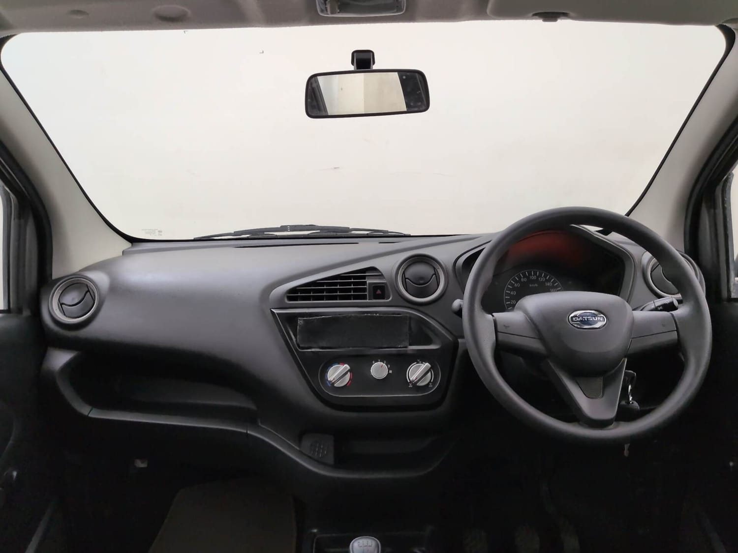 Used 2018 Datsun Redi-GO D Petrol Manual interior DASHBOARD VIEW
