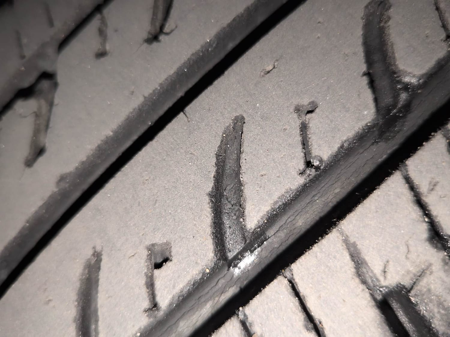 Used 2018 Datsun Redi-GO D Petrol Manual tyres LEFT FRONT TYRE TREAD VIEW