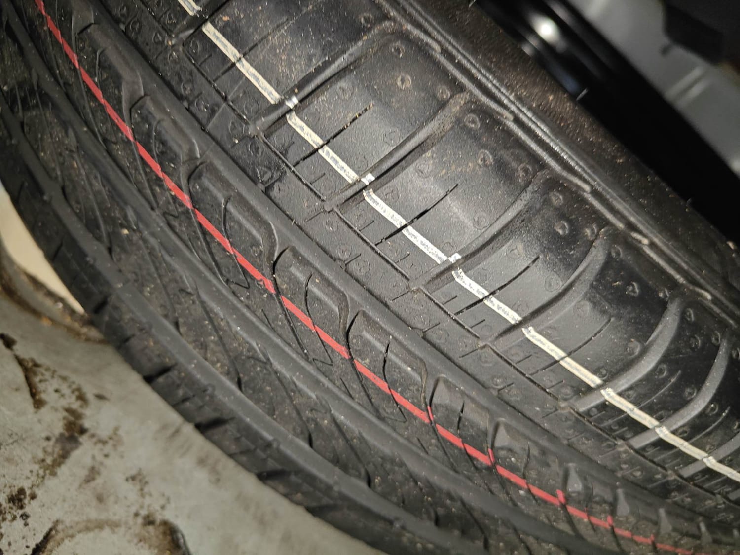 Used 2025 Honda City ZX Petrol MT Petrol Manual tyres SPARE TYRE VIEW