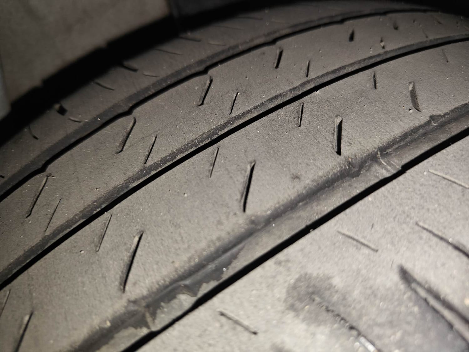 Used 2025 Honda City ZX Petrol MT Petrol Manual tyres LEFT REAR TYRE TREAD VIEW