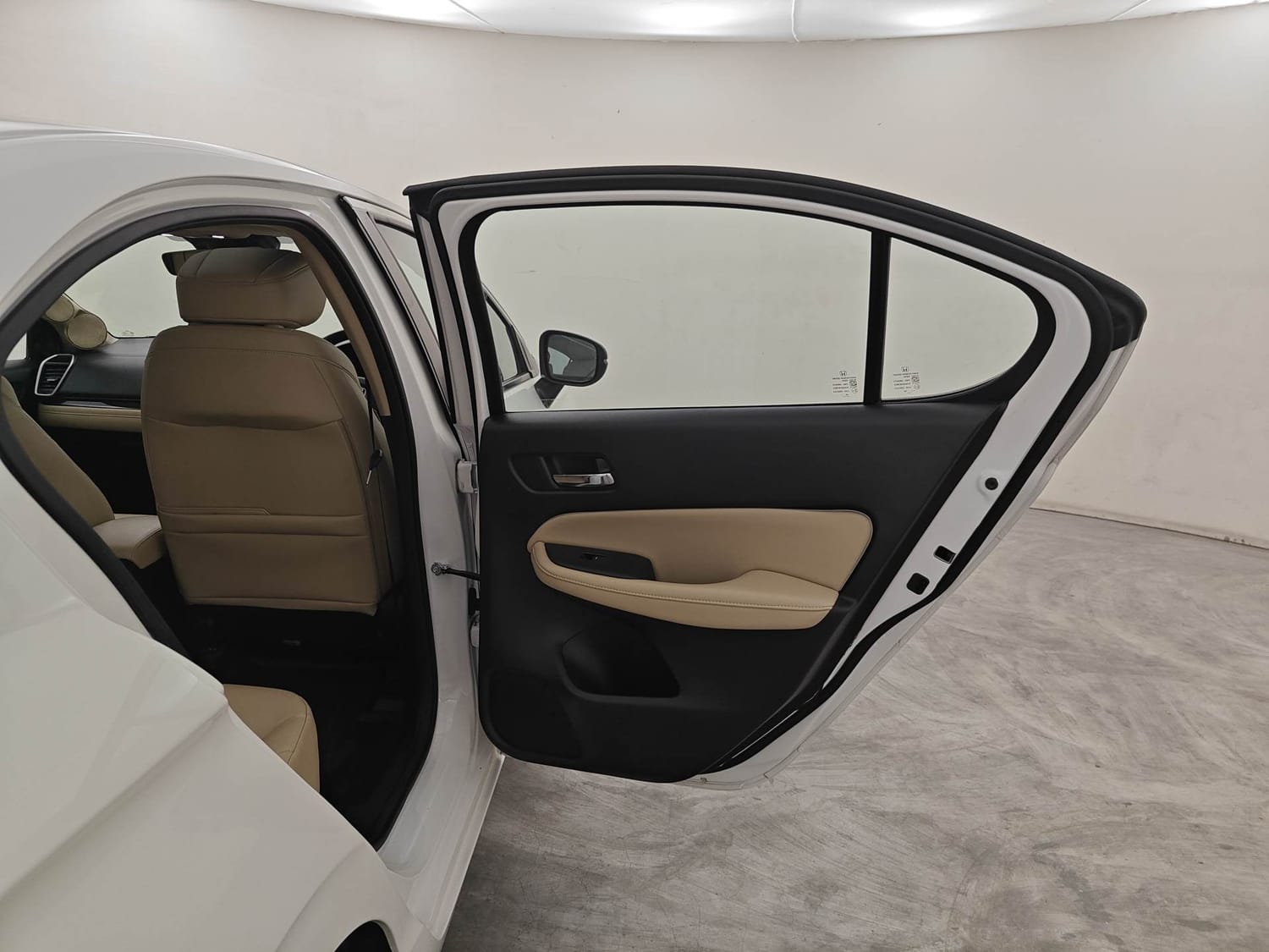 Used 2025 Honda City ZX Petrol MT Petrol Manual interior RIGHT REAR DOOR OPEN VIEW