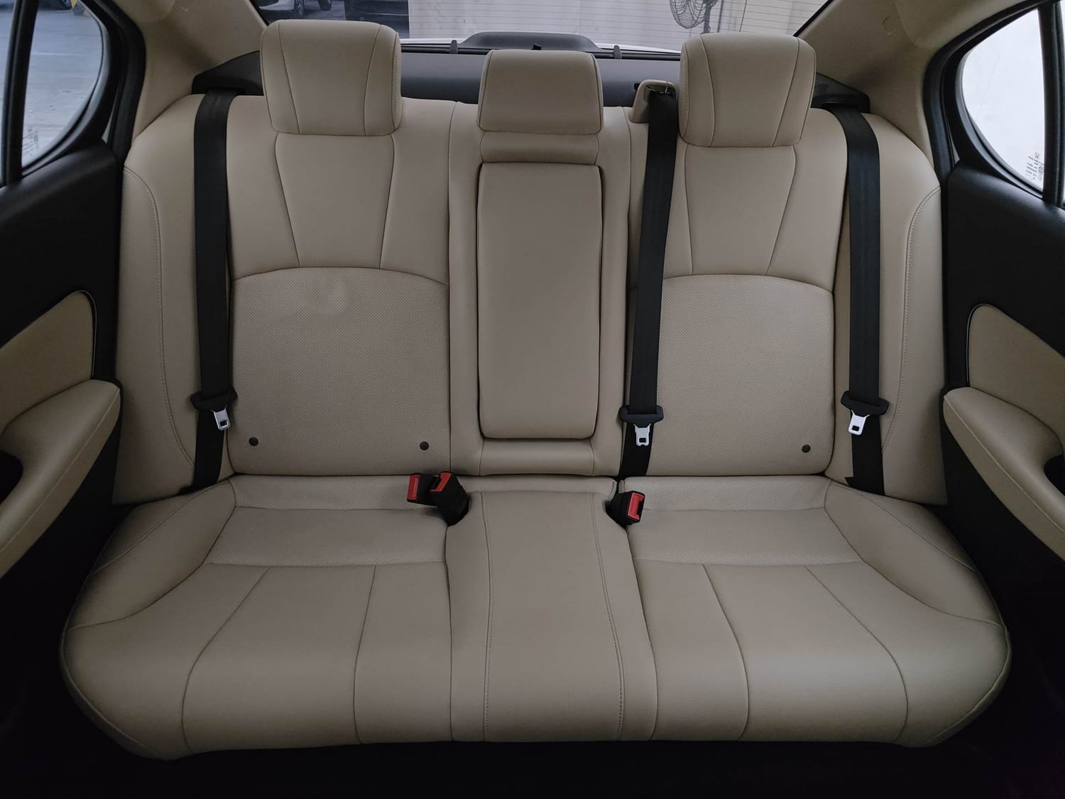 Used 2025 Honda City ZX Petrol MT Petrol Manual interior REAR SEAT CONDITION VIEW