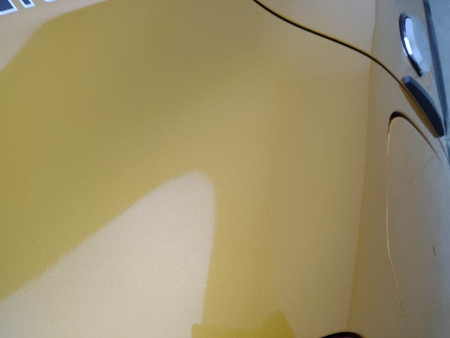 Used 2024 Renault Kwid CLIMBER 1.0 MT Dual Tone Petrol Manual dents MINOR SCRATCH