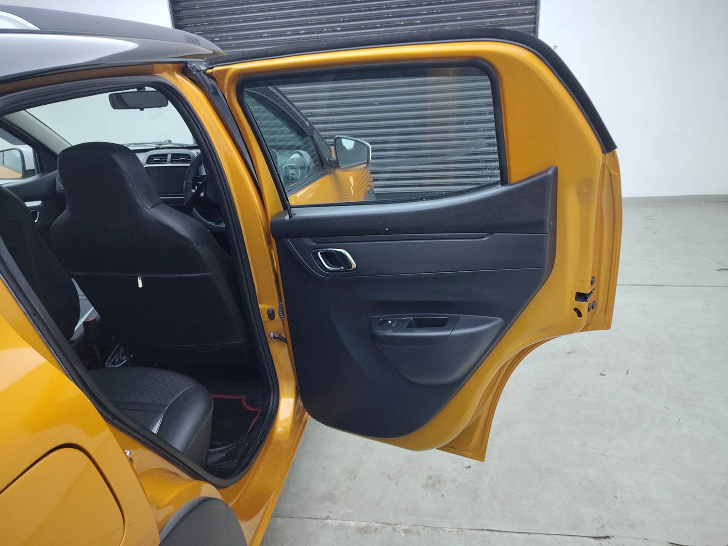 Used 2024 Renault Kwid CLIMBER 1.0 MT Dual Tone Petrol Manual interior RIGHT REAR DOOR OPEN VIEW