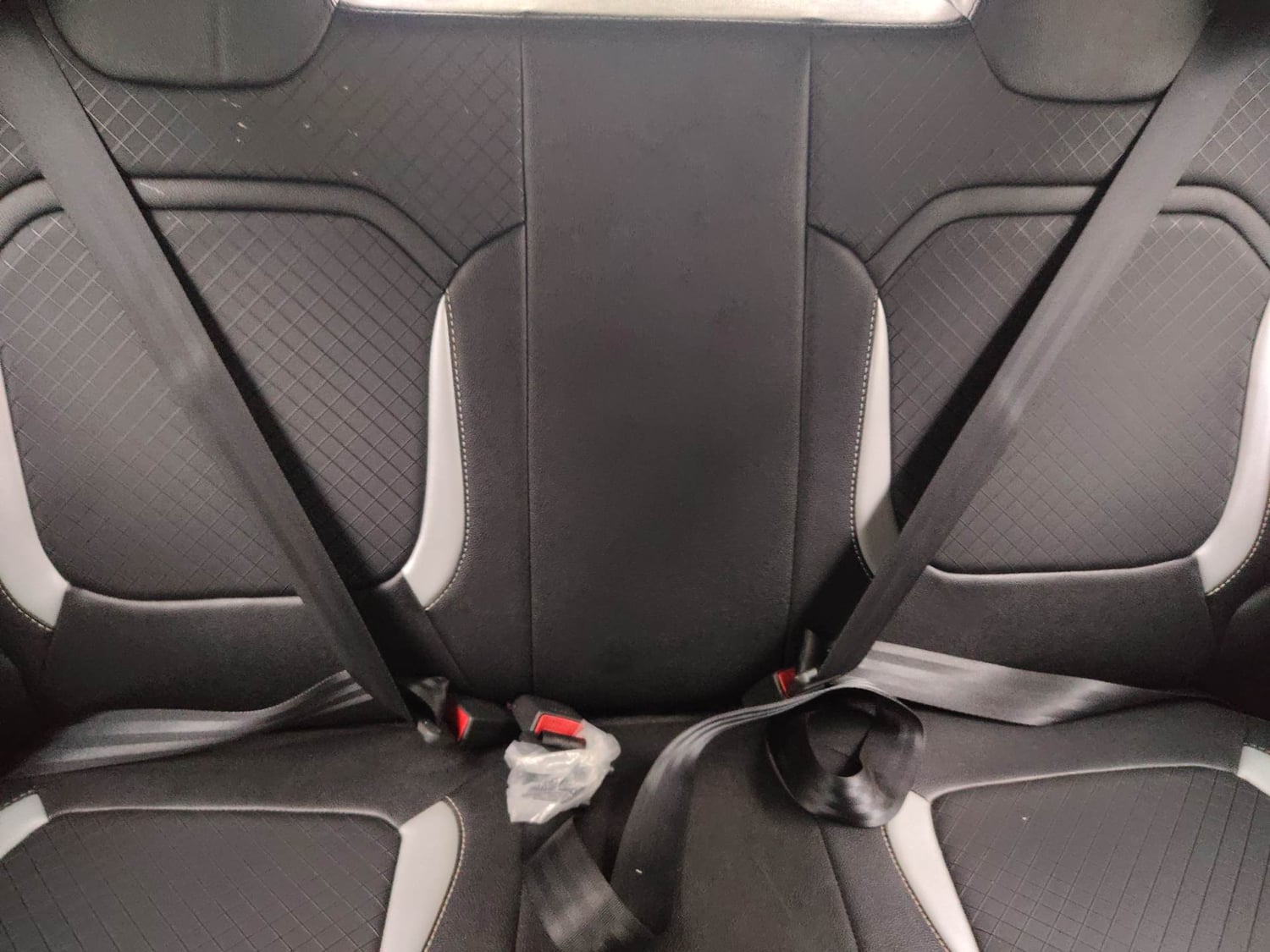 Used 2024 Renault Kwid CLIMBER 1.0 MT Dual Tone Petrol Manual interior REAR SEAT CONDITION VIEW