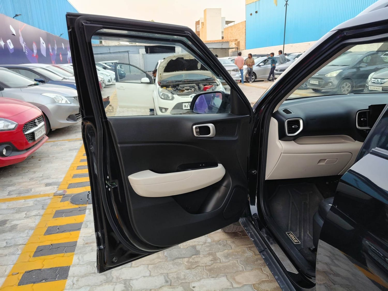 Used 2024 Hyundai Venue SX 1.2 Petrol Petrol Manual interior LEFT FRONT DOOR OPEN VIEW