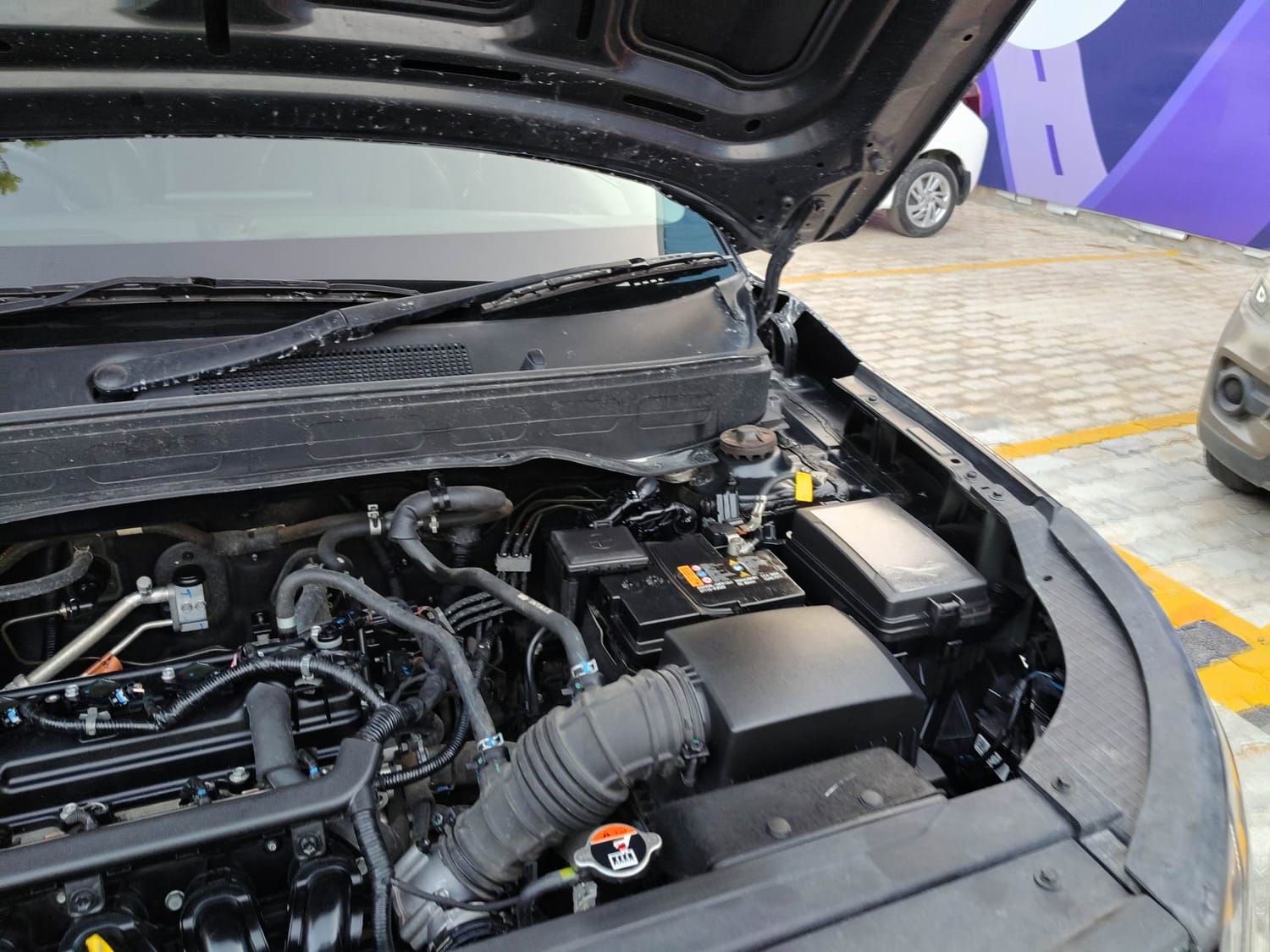 Used 2024 Hyundai Venue SX 1.2 Petrol Petrol Manual engine ENGINE LEFT SIDE VIEW