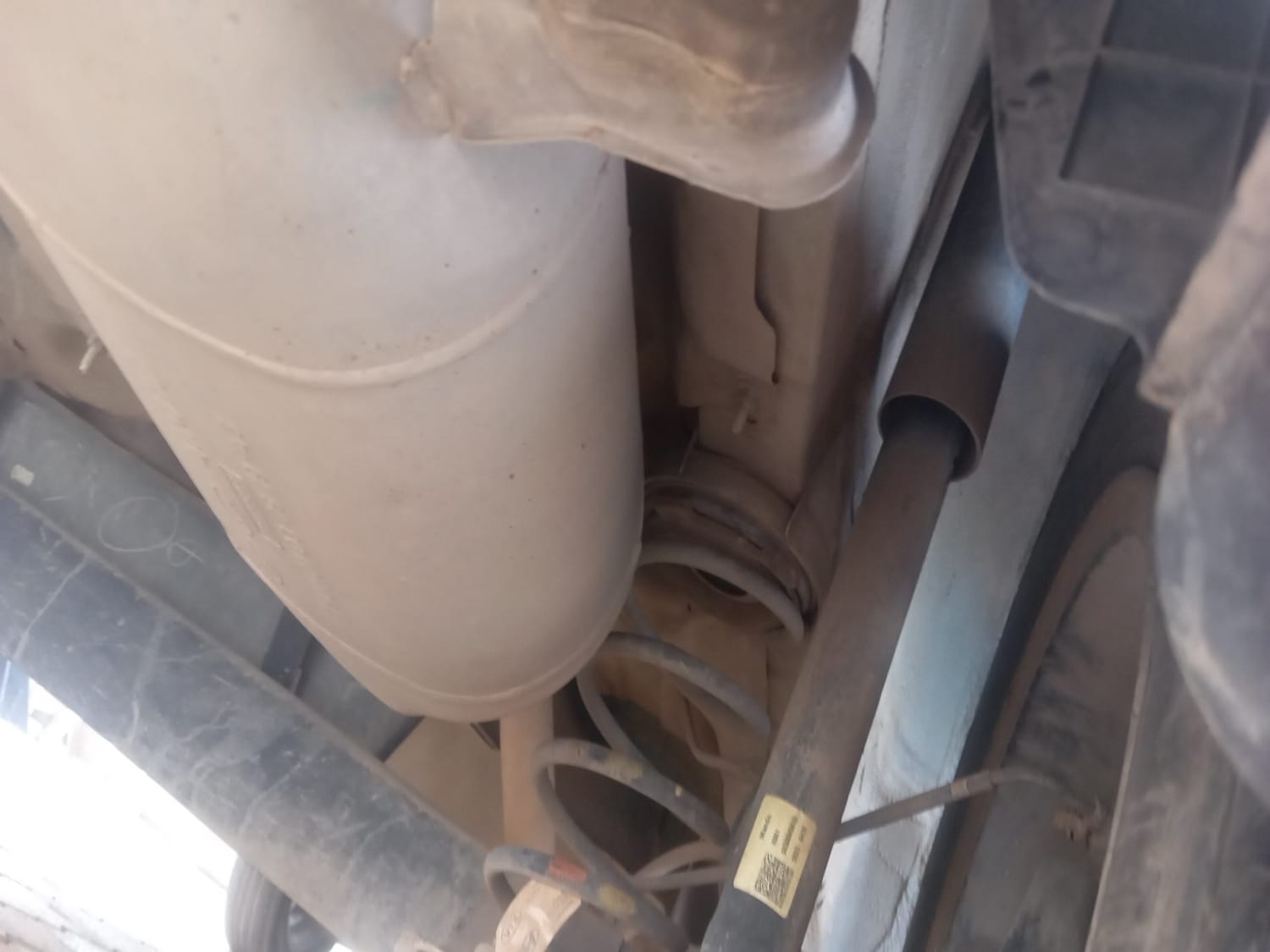 Used 2020 Hyundai Grand i10 Nios Sportz AMT 1.2 Kappa VTVT Petrol Automatic extra REAR RIGHT UNDERBODY VIEW